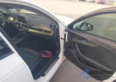 2017 Audi A4 2.0T Ultra Premium z USA, uszkodzony, nr VIN WAUGMAF42HA158667